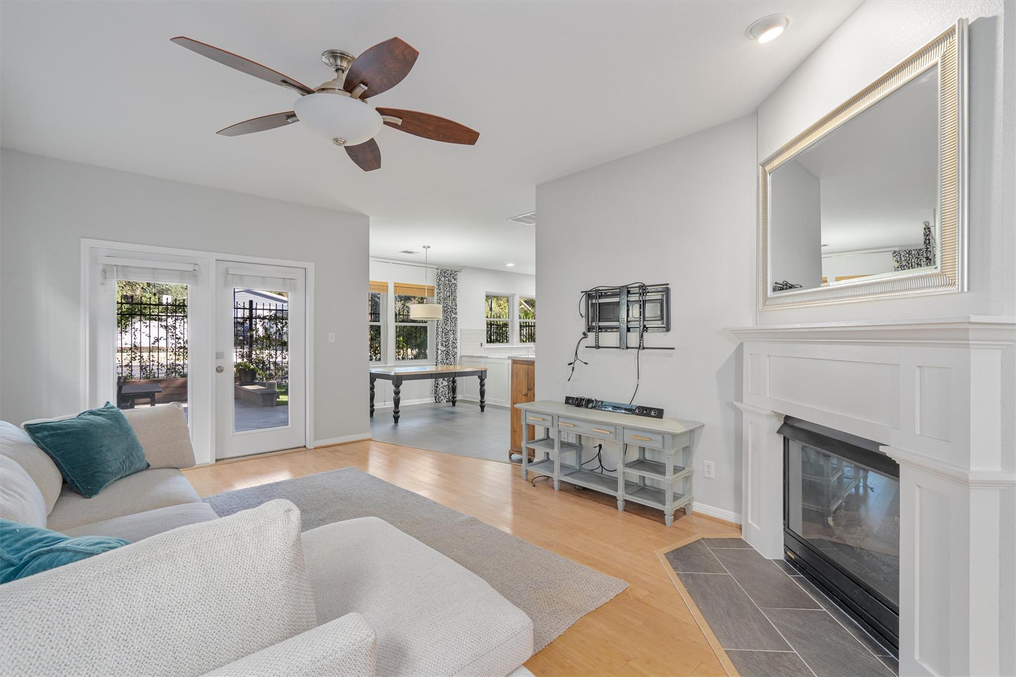 1011 Brodie St # 10, Austin, TX 78704
