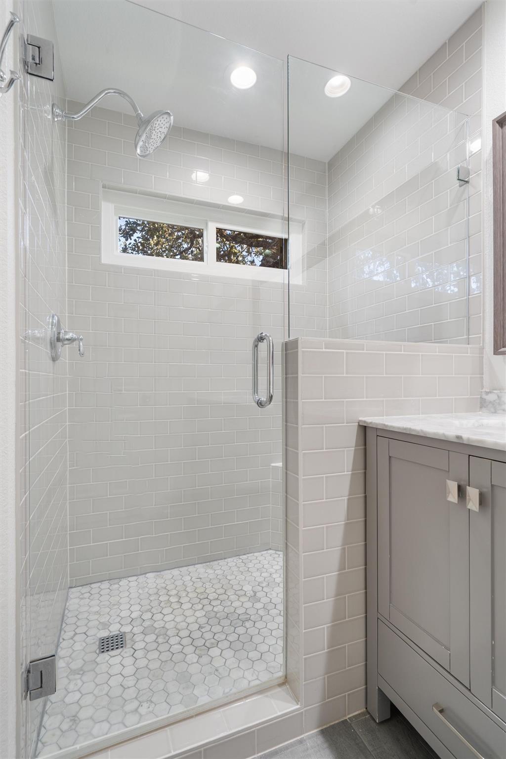 1011 Brodie St # 10, Austin, TX 78704