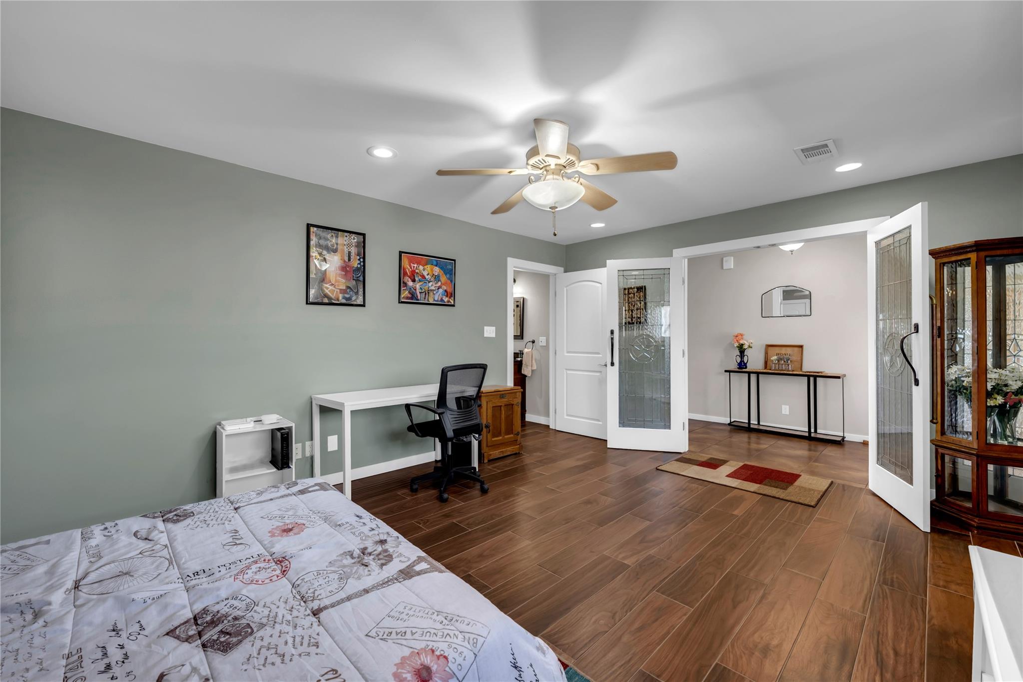 1846 Bluebonnet Ln, Kingsland, TX 78639