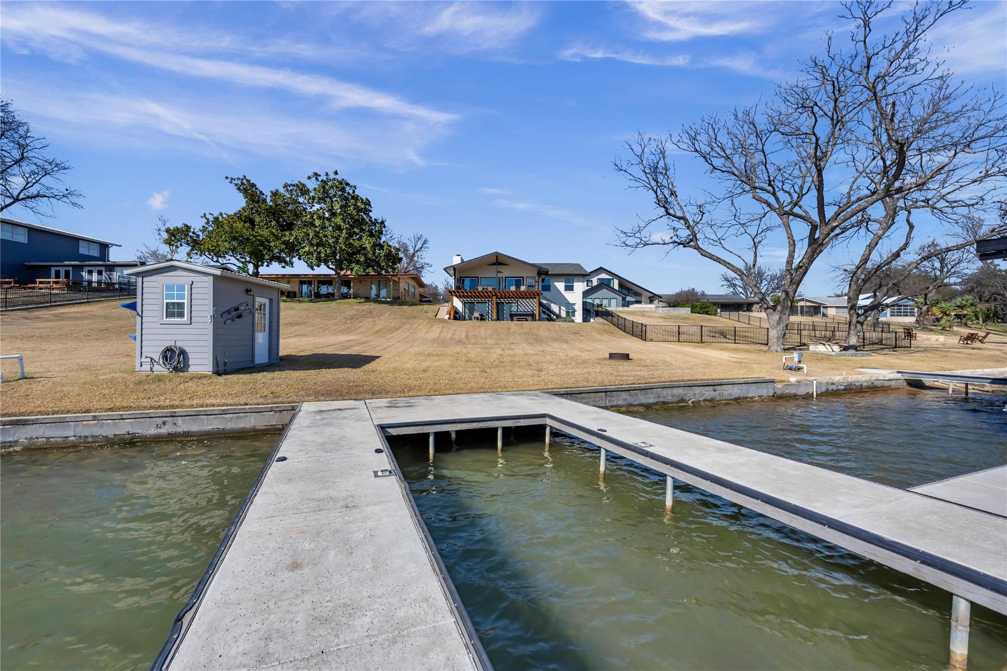 1846 Bluebonnet Ln, Kingsland, TX 78639