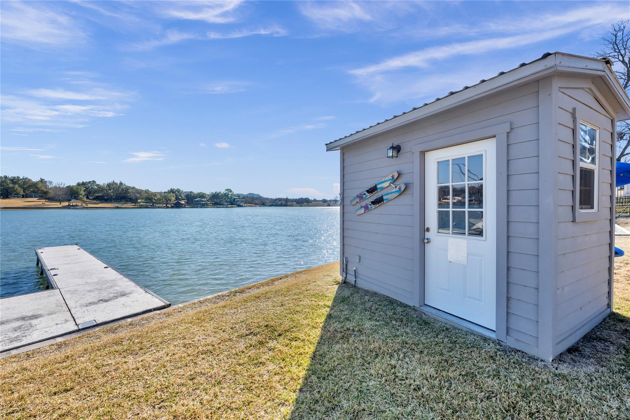 1846 Bluebonnet Ln, Kingsland, TX 78639