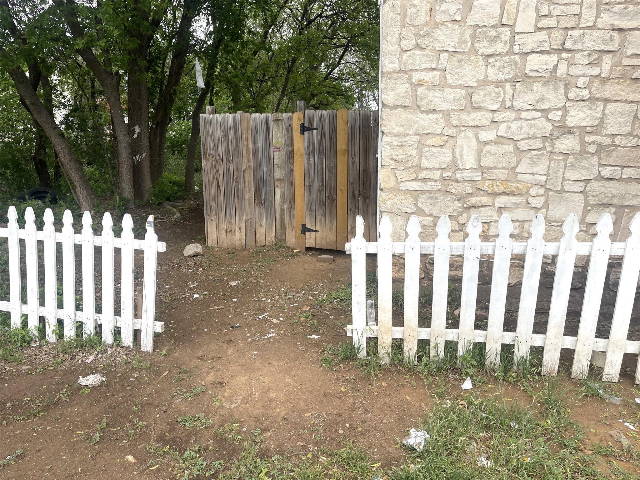 2200 Tabor Ct # A-1, Austin, TX 78748