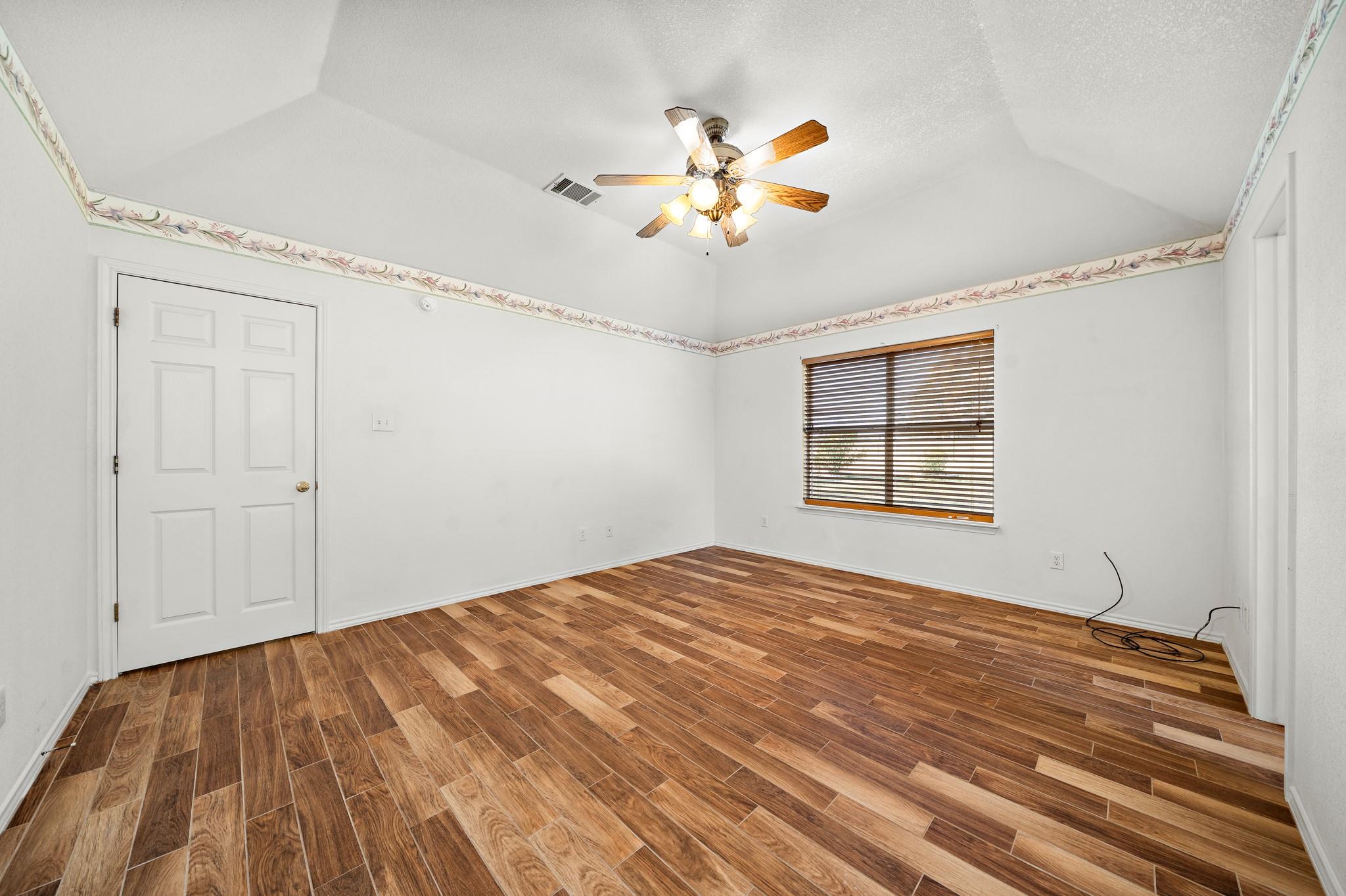853 County Road 4390, Kempner, TX 76539