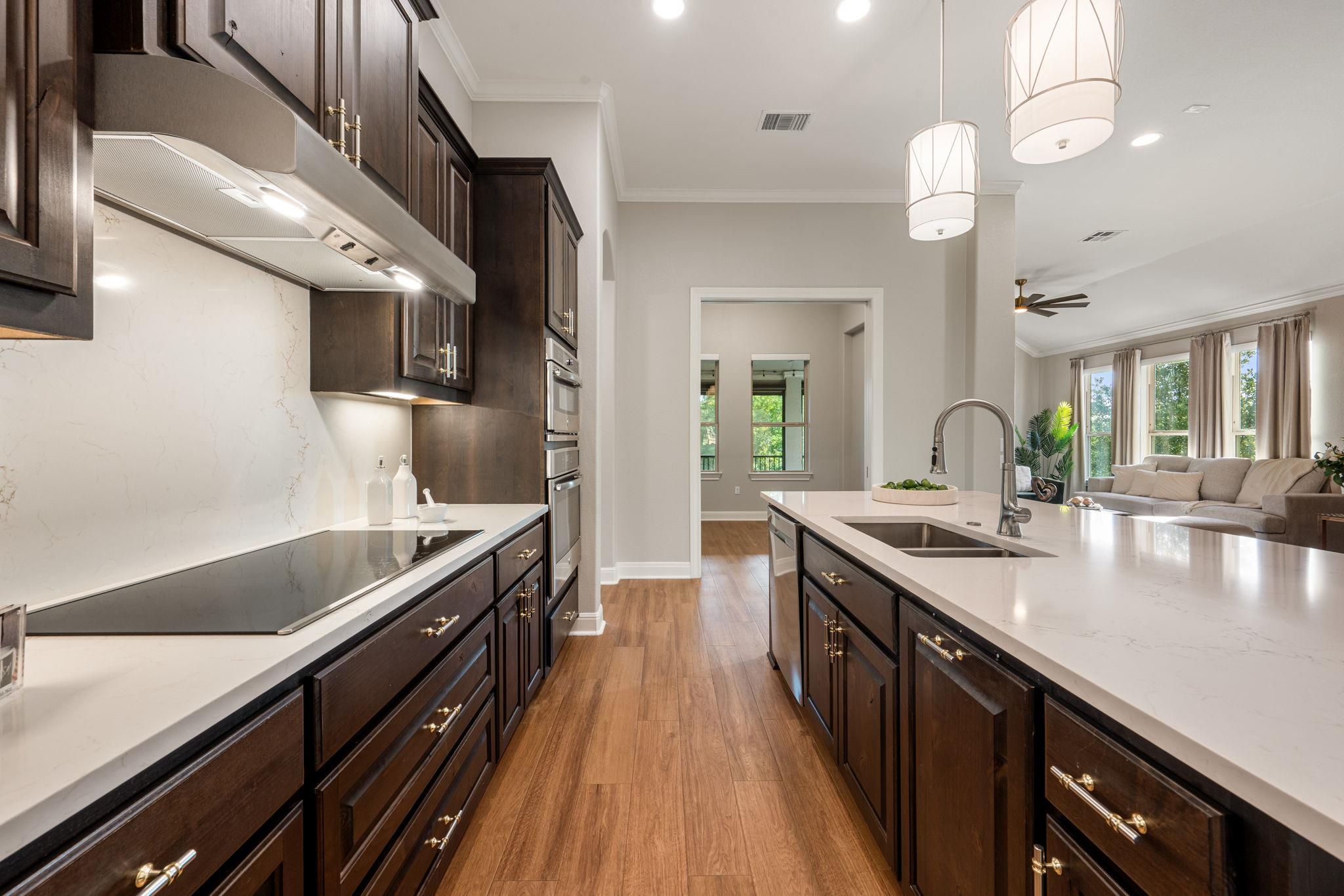 9100 Bayshore Bnd, Austin, TX 78726
