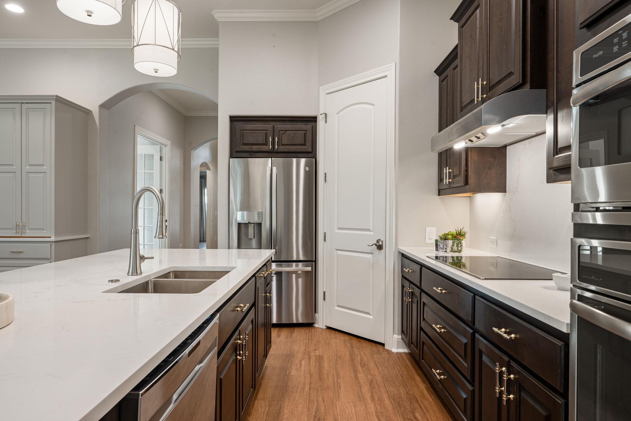 9100 Bayshore Bnd, Austin, TX 78726