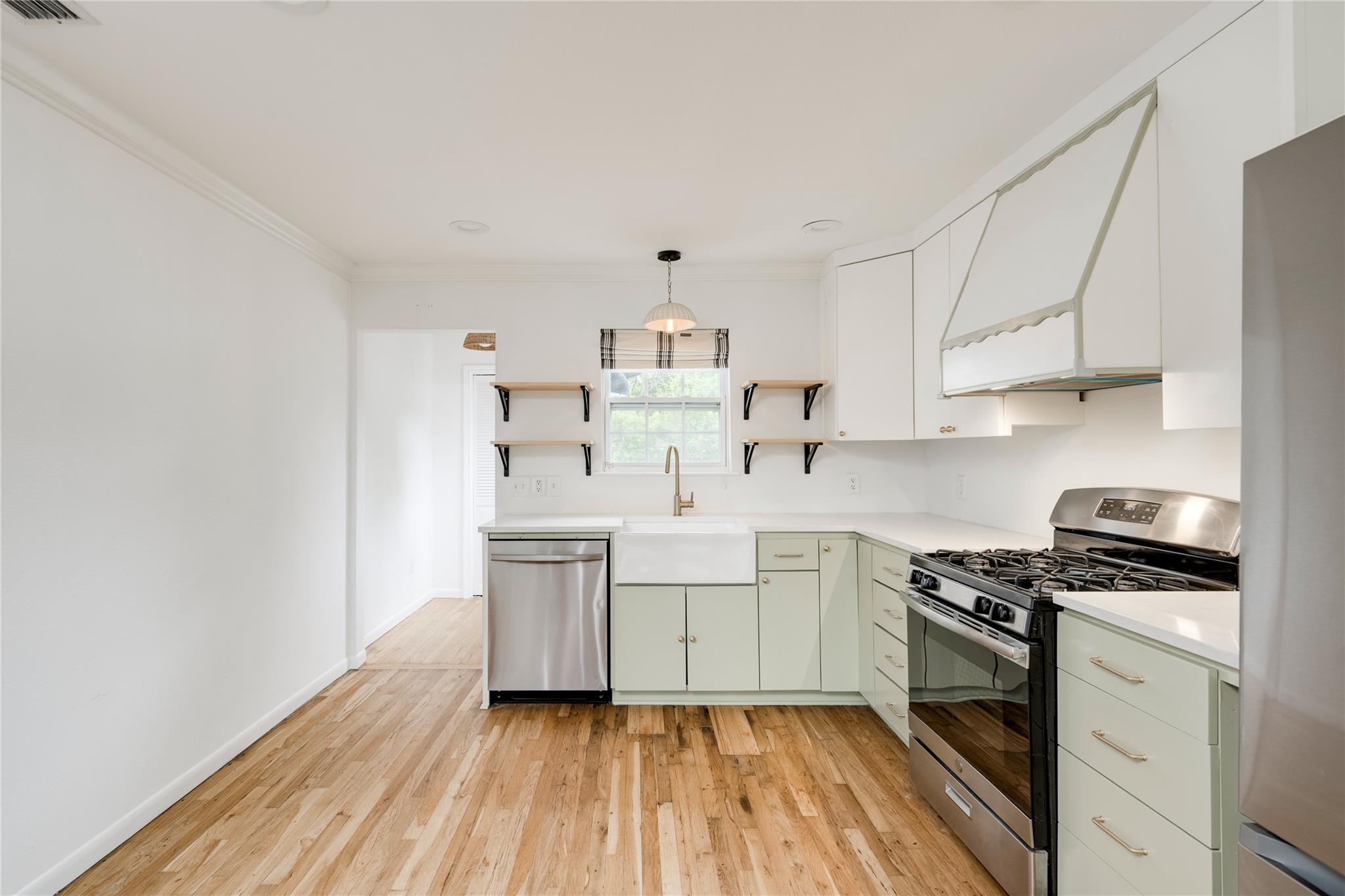 3301 Bengston St, Austin, TX 78702