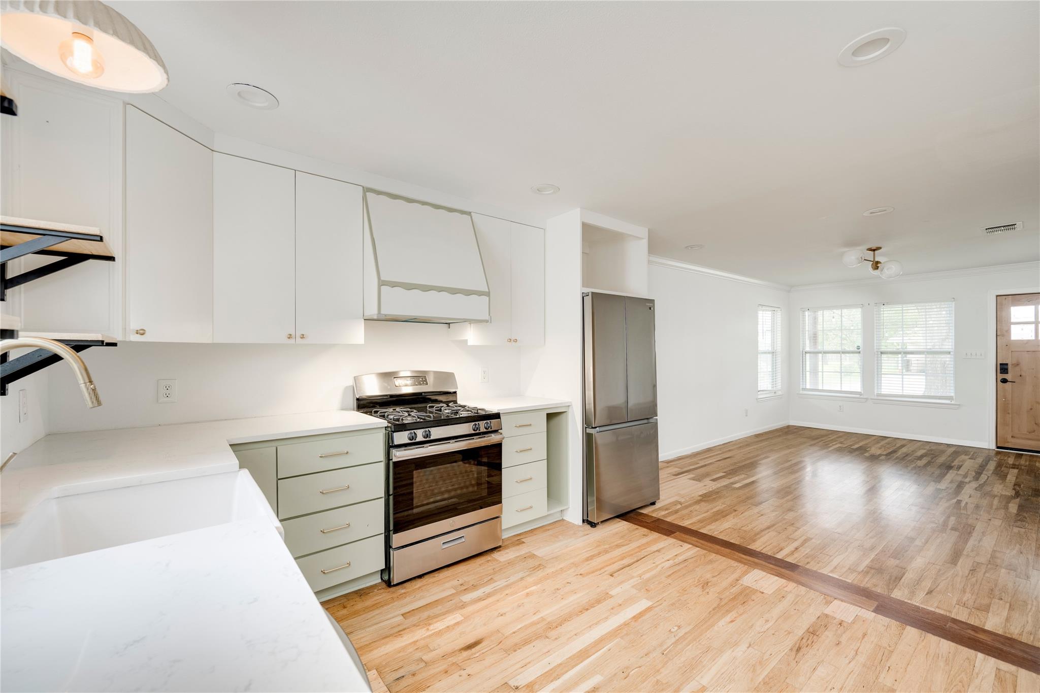 3301 Bengston St, Austin, TX 78702
