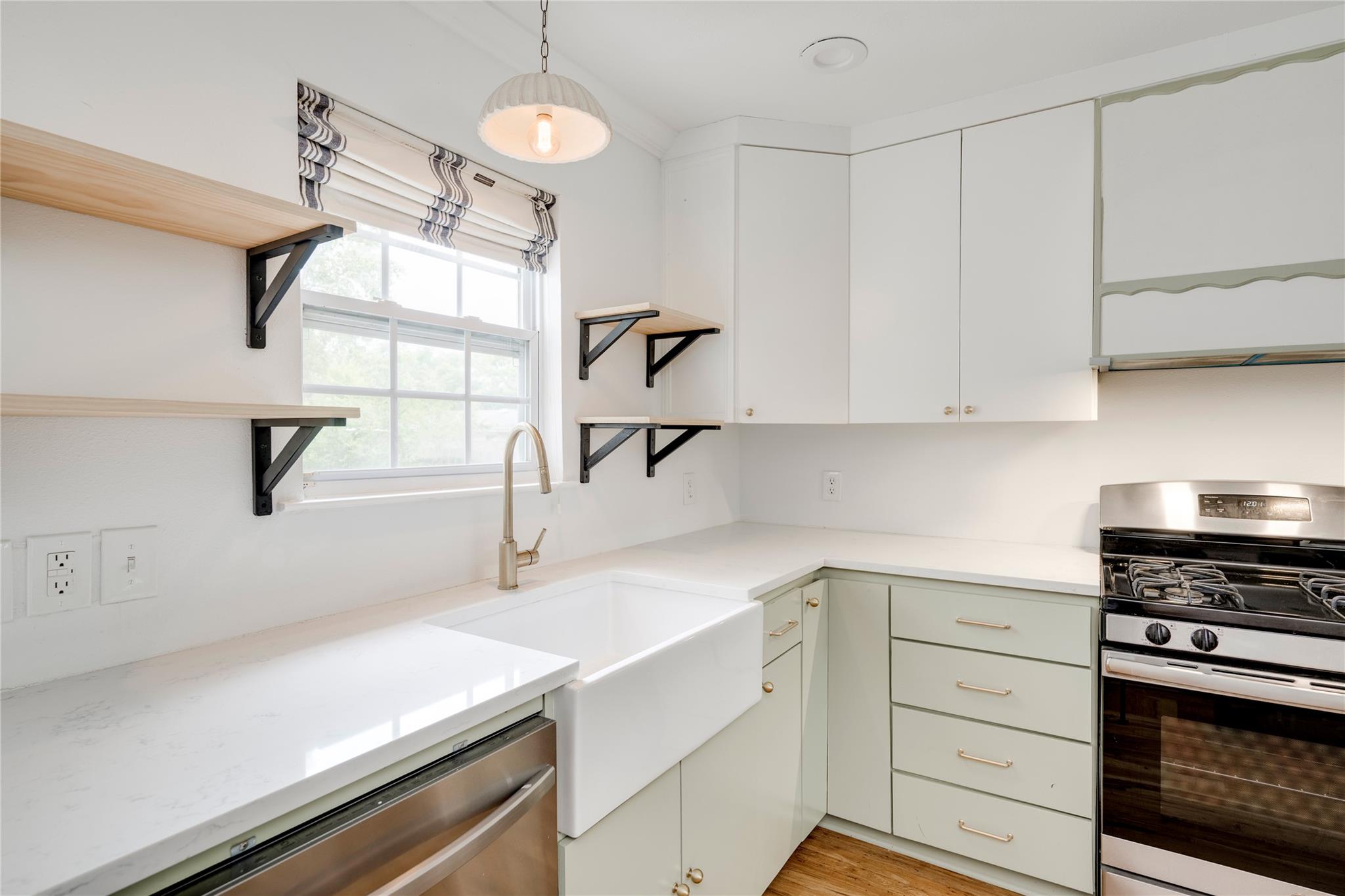 3301 Bengston St, Austin, TX 78702