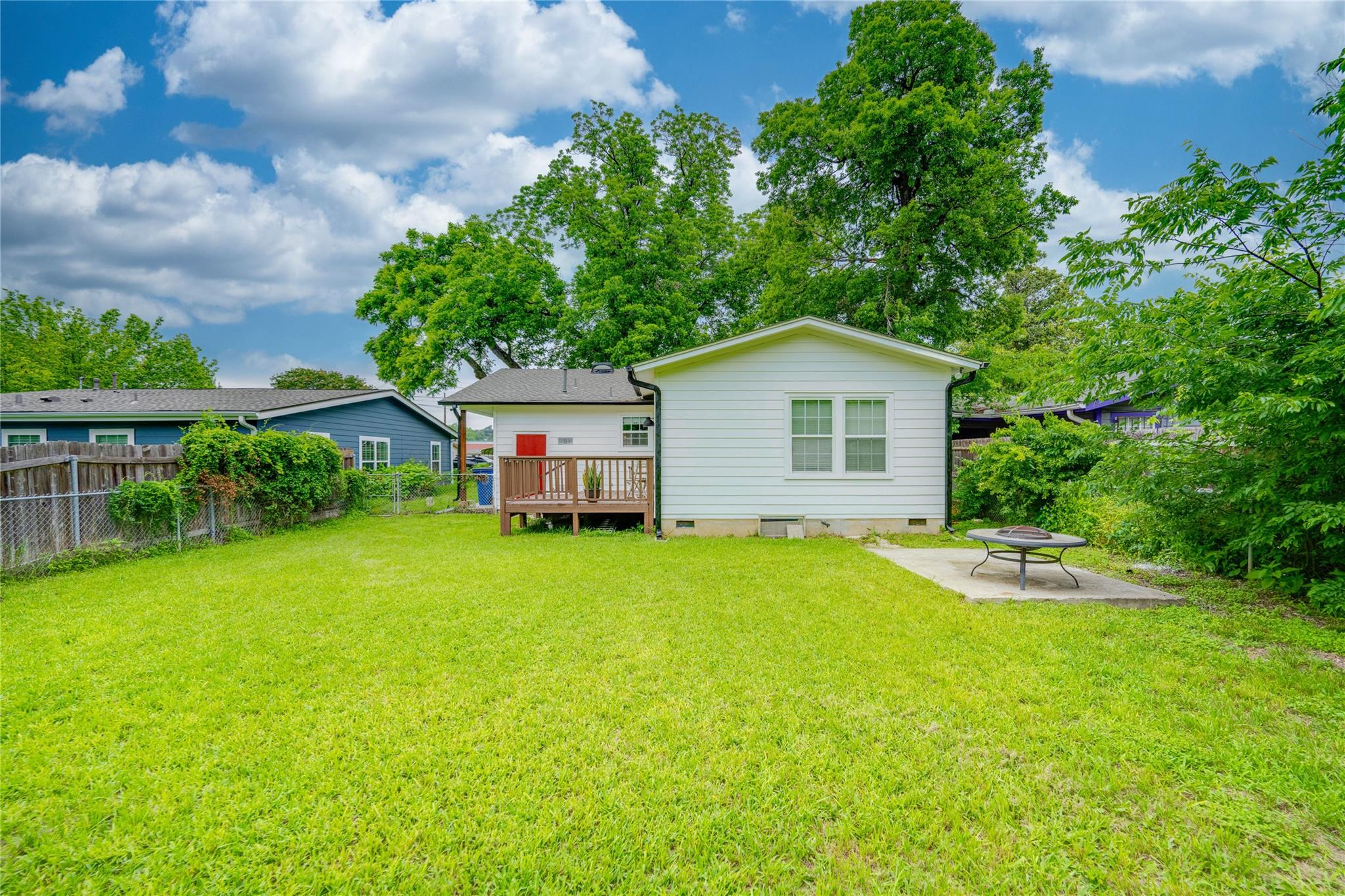 3301 Bengston St, Austin, TX 78702