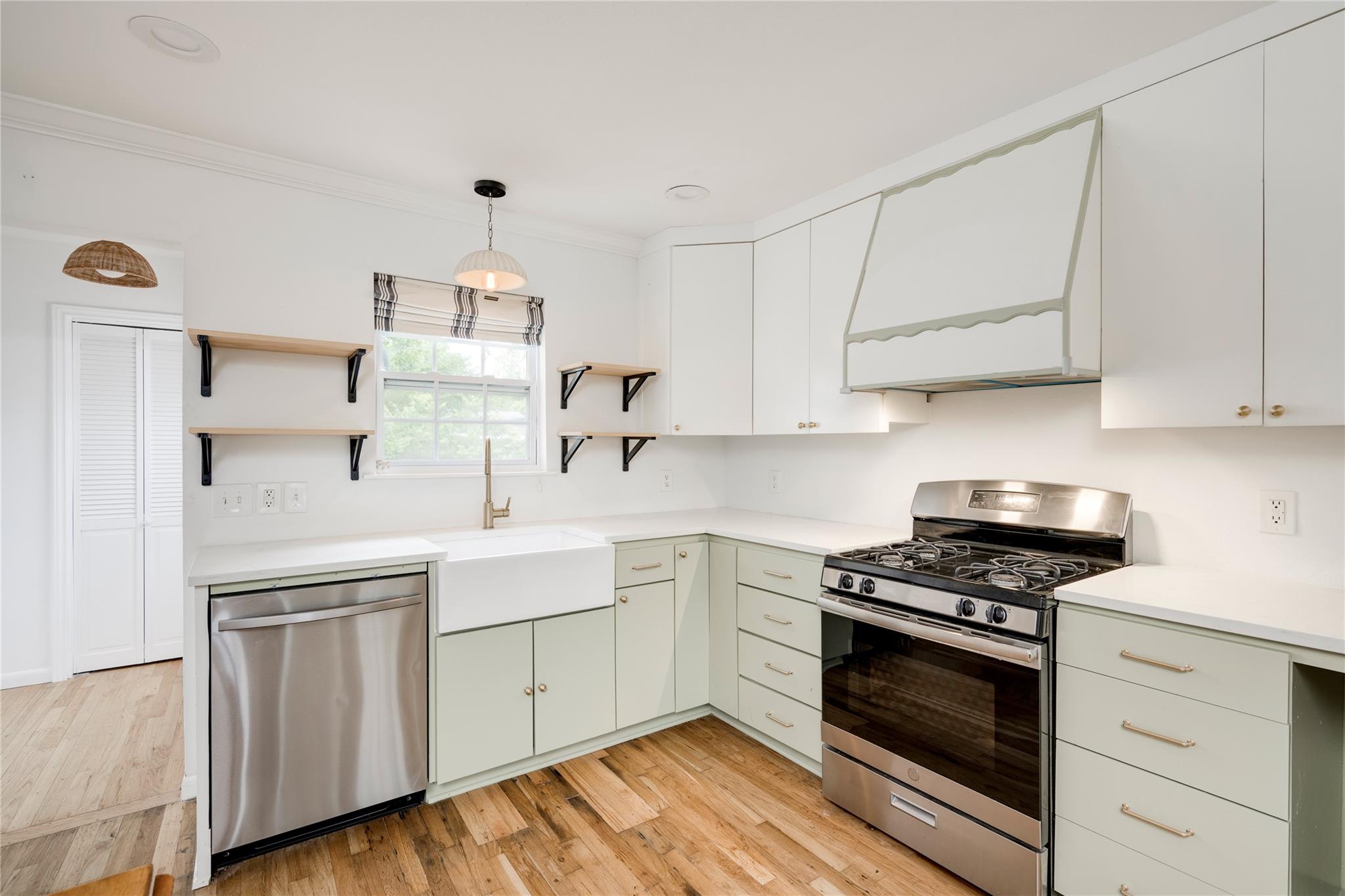 3301 Bengston St, Austin, TX 78702