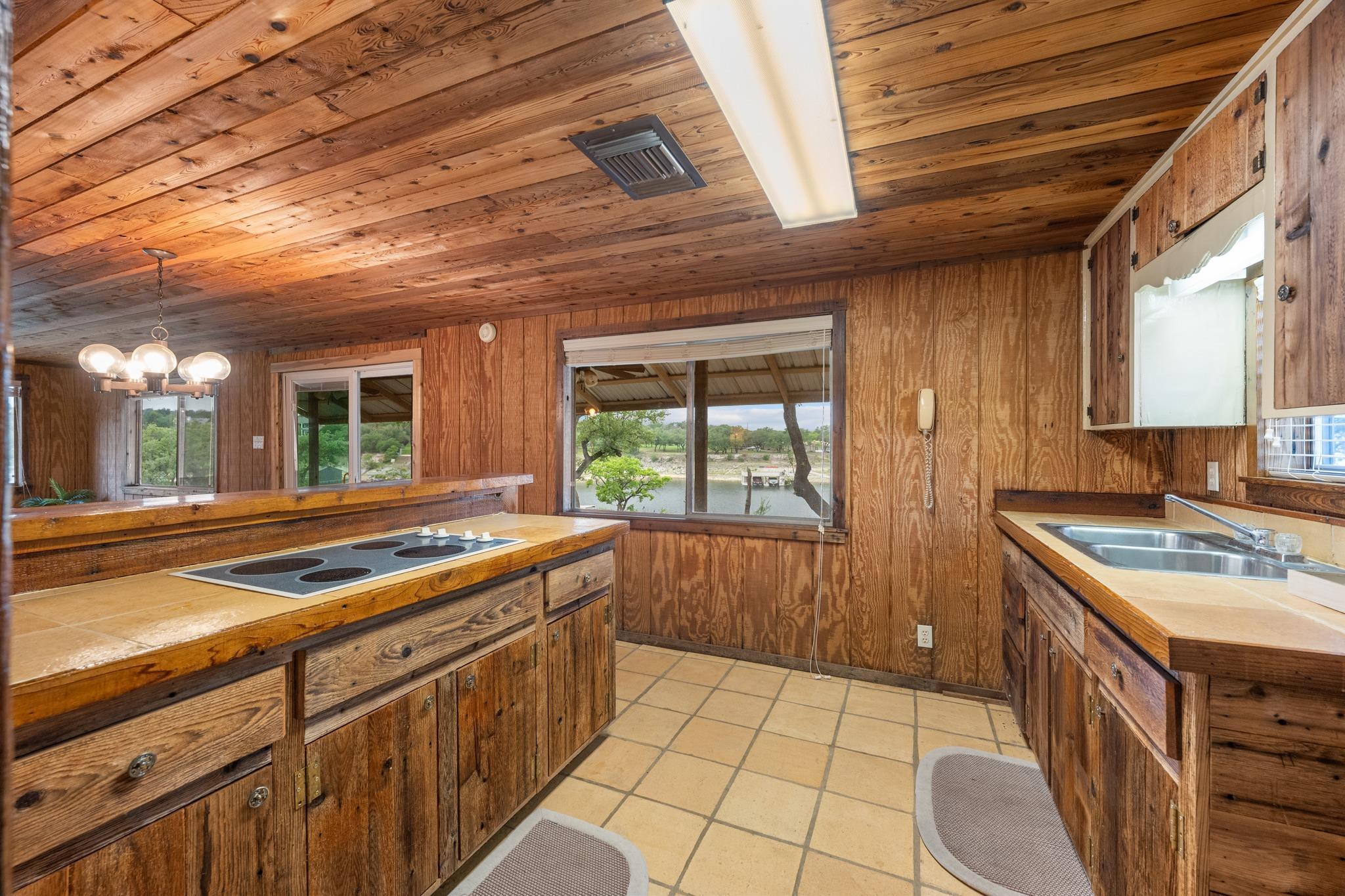1106 Hurst Holw, Austin, TX 78734