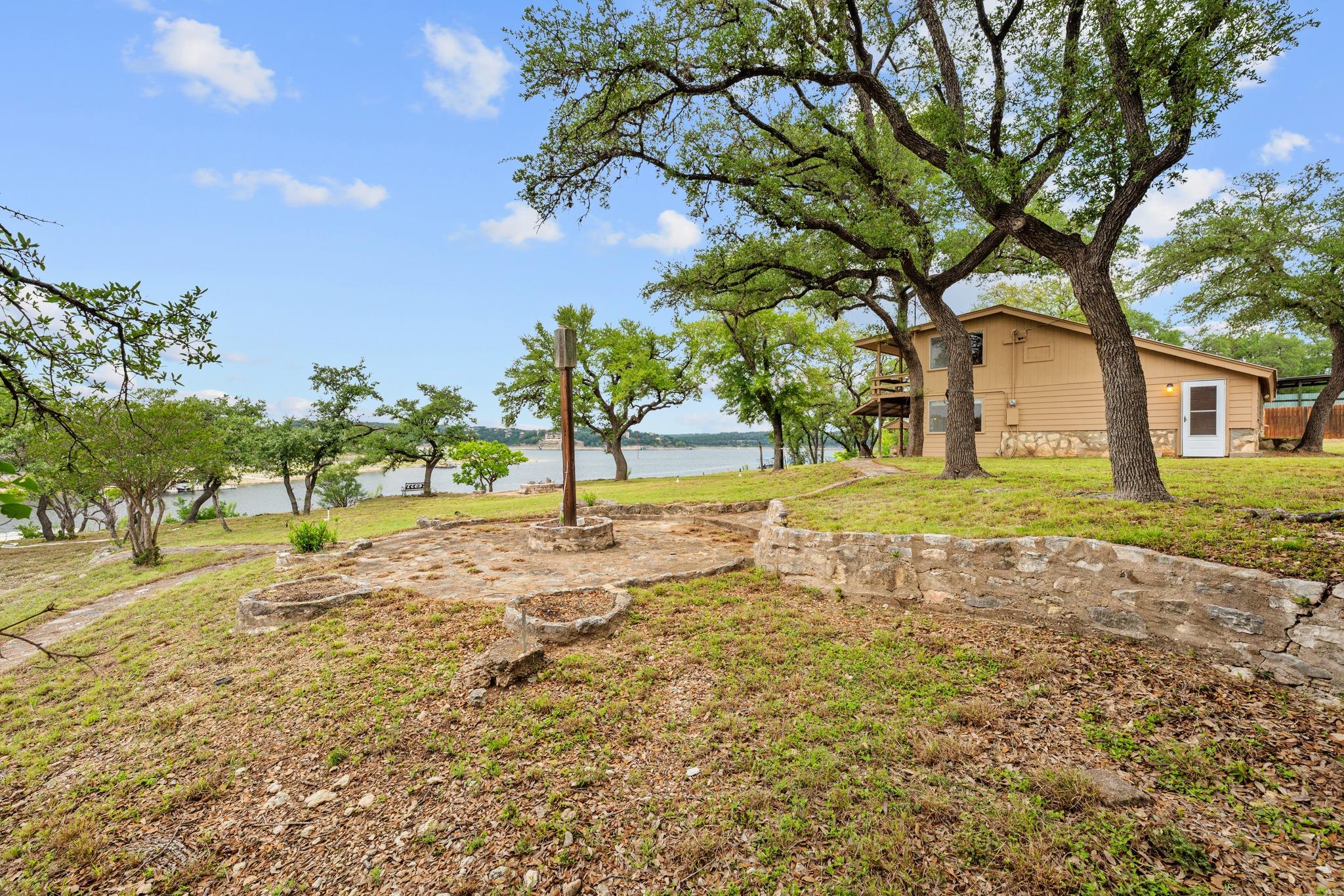 1106 Hurst Holw, Austin, TX 78734
