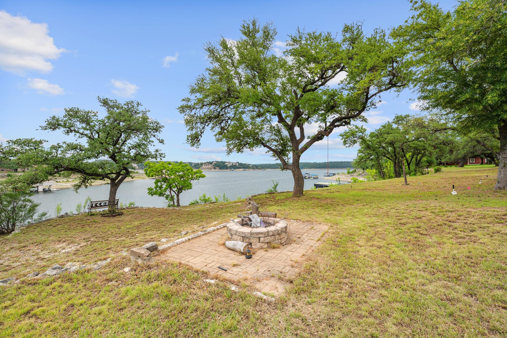 1106 Hurst Holw, Austin, TX 78734