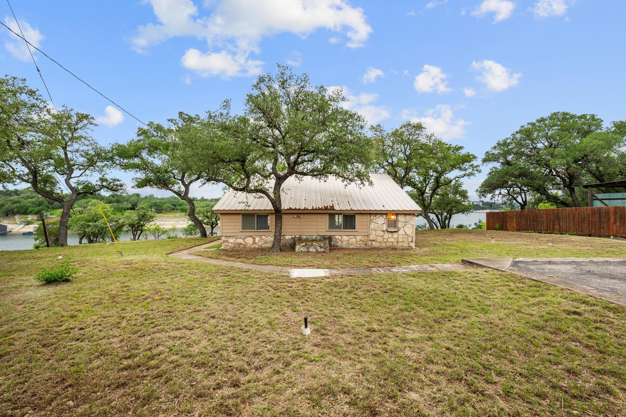 1106 Hurst Holw, Austin, TX 78734