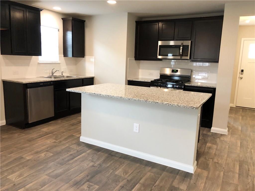 112 Craft St, Hutto, TX 78634