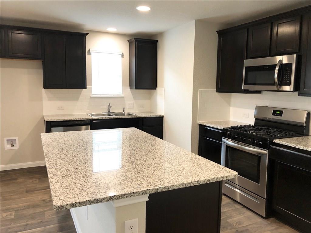 112 Craft St, Hutto, TX 78634