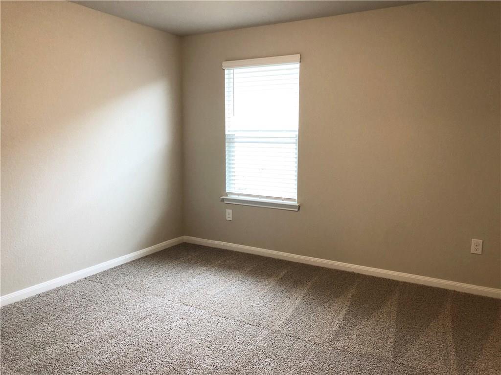 112 Craft St, Hutto, TX 78634