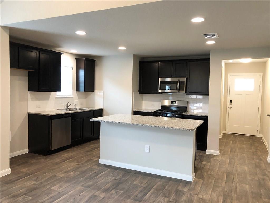 112 Craft St, Hutto, TX 78634