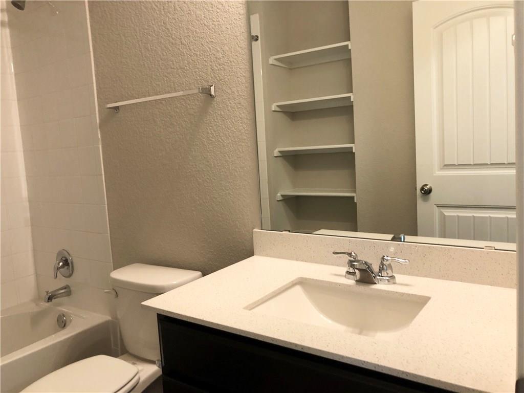 112 Craft St, Hutto, TX 78634