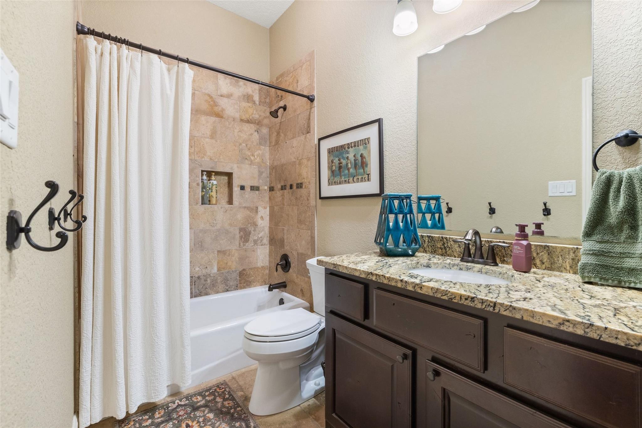 348 Carlson Cir, Buchanan Dam, TX 78609