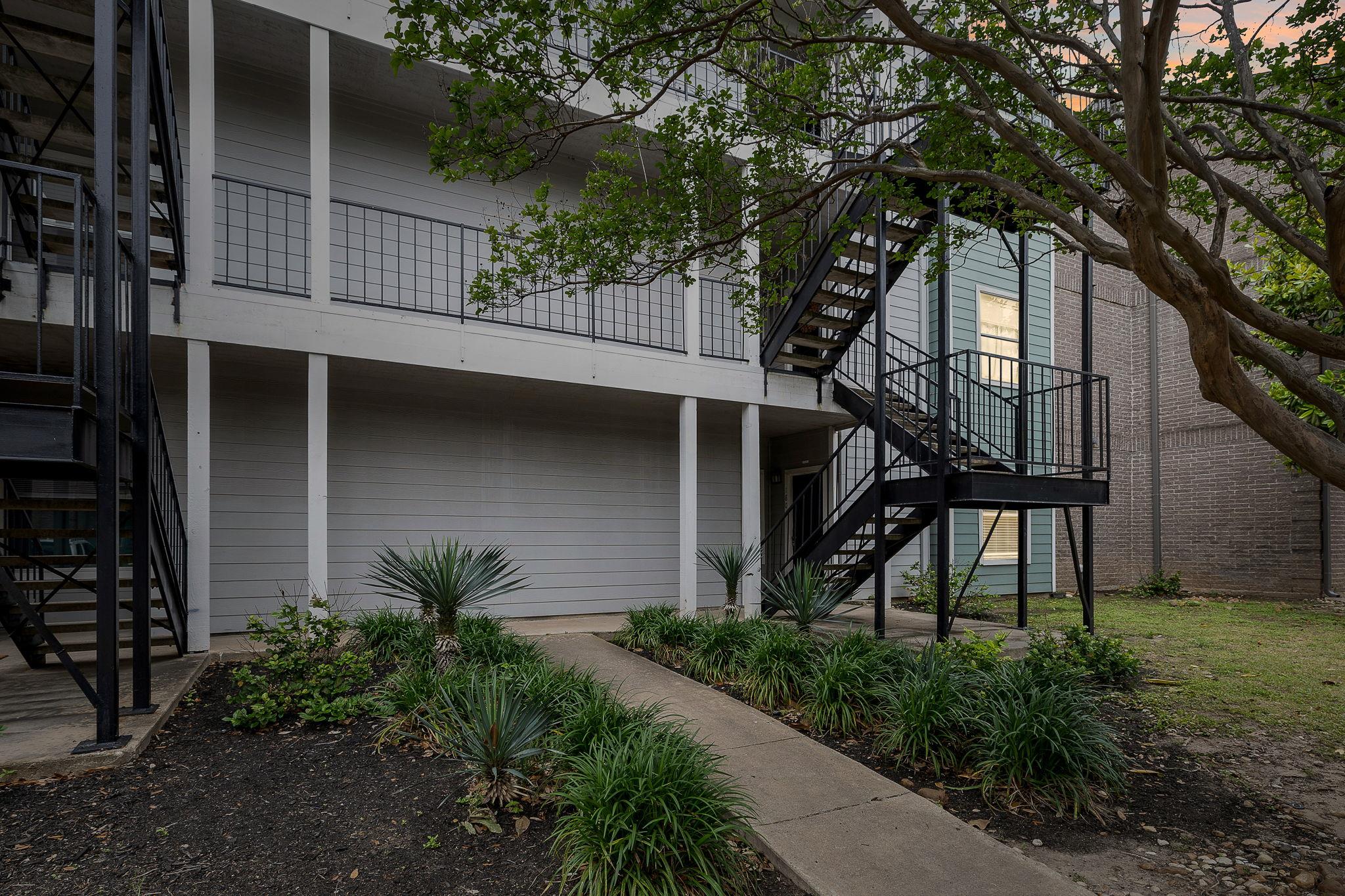 12166 Metric Blvd # 180, Austin, TX 78758