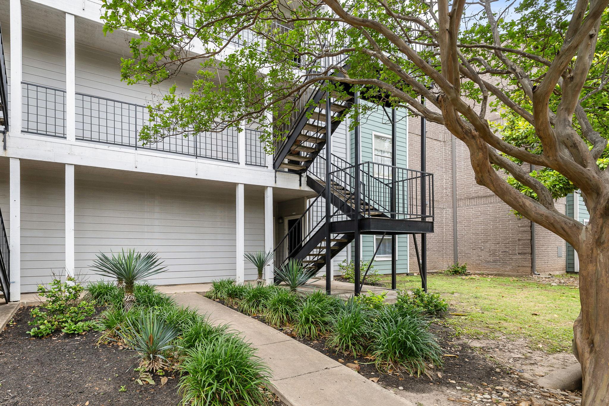 12166 Metric Blvd # 180, Austin, TX 78758