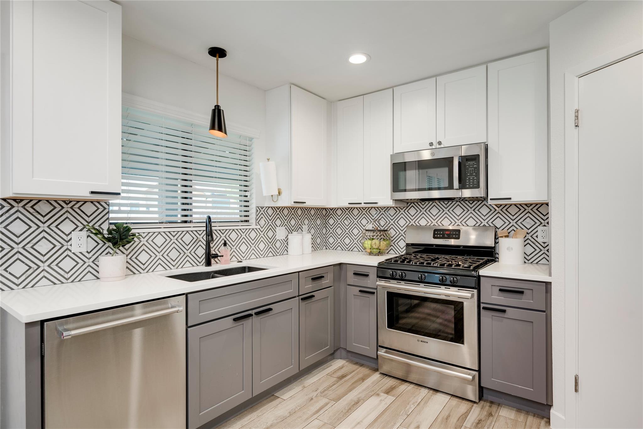 3907 Skipton Dr, Austin, TX 78727
