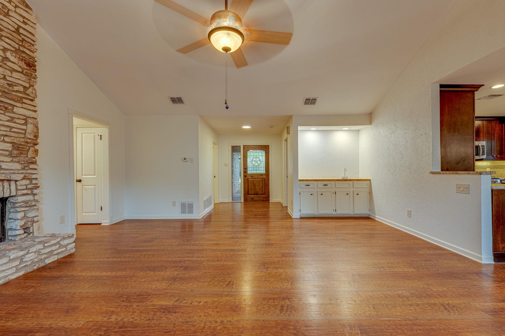 4506 Oak Creek Dr, Austin, TX 78727