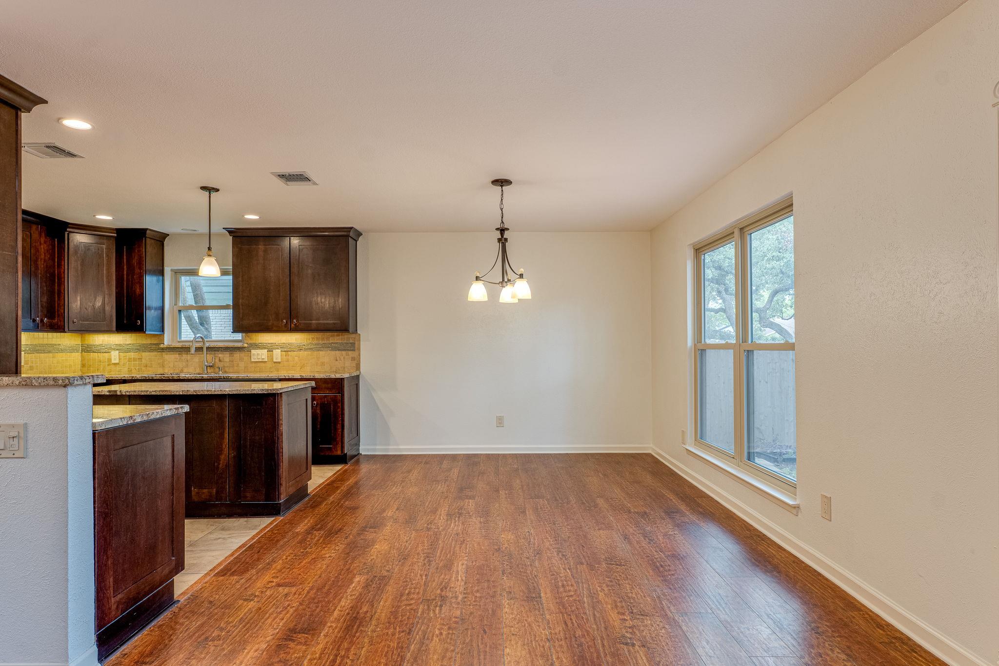 4506 Oak Creek Dr, Austin, TX 78727