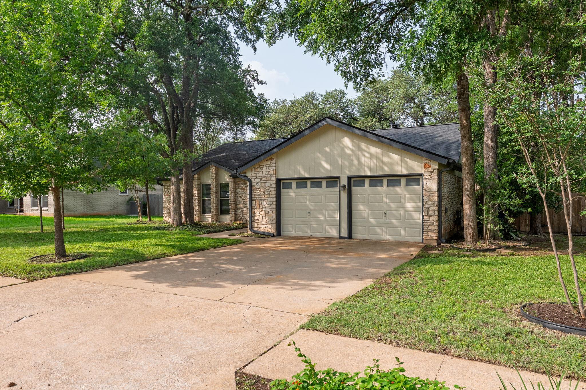 4506 Oak Creek Dr, Austin, TX 78727