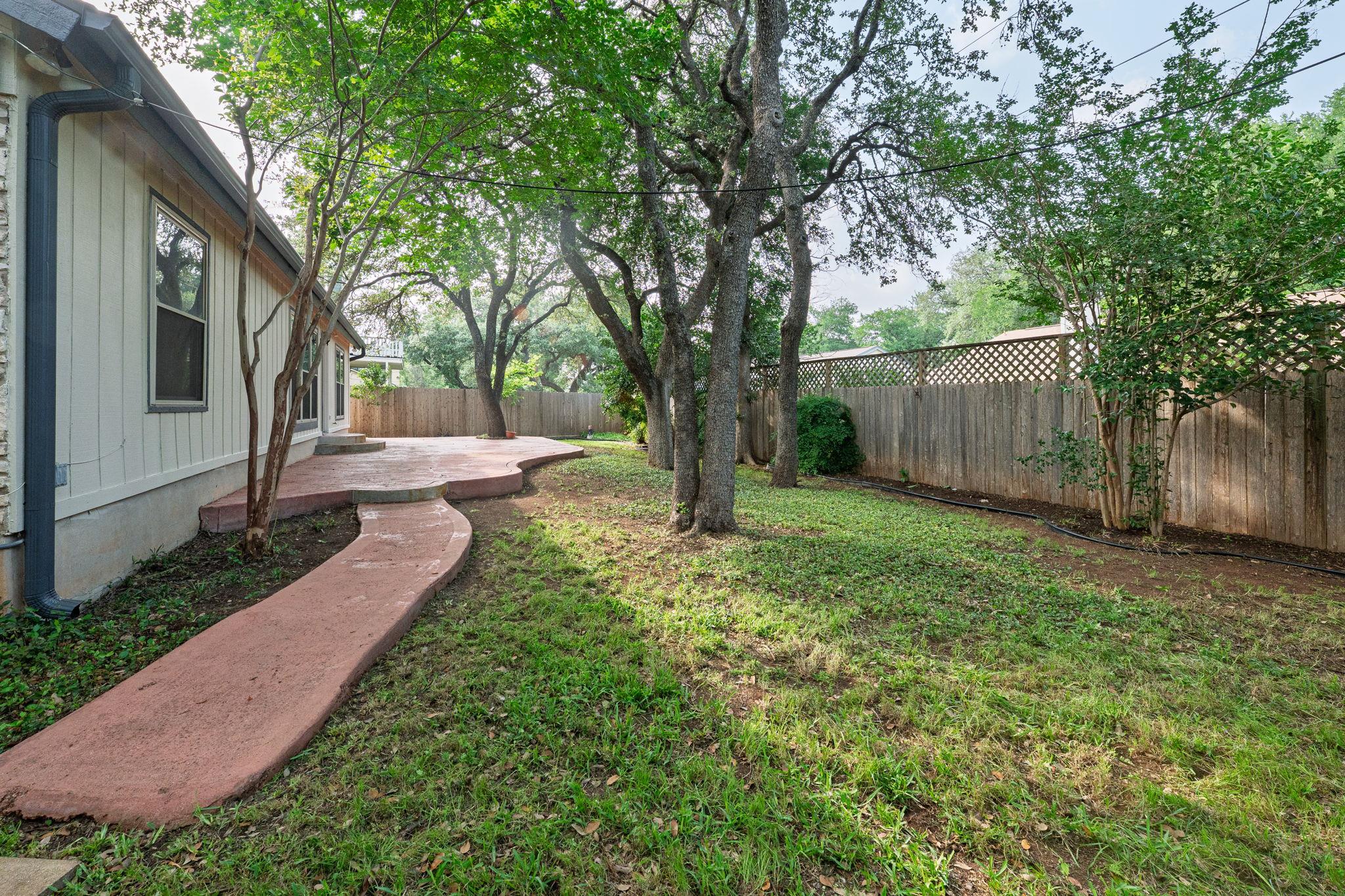 4506 Oak Creek Dr, Austin, TX 78727