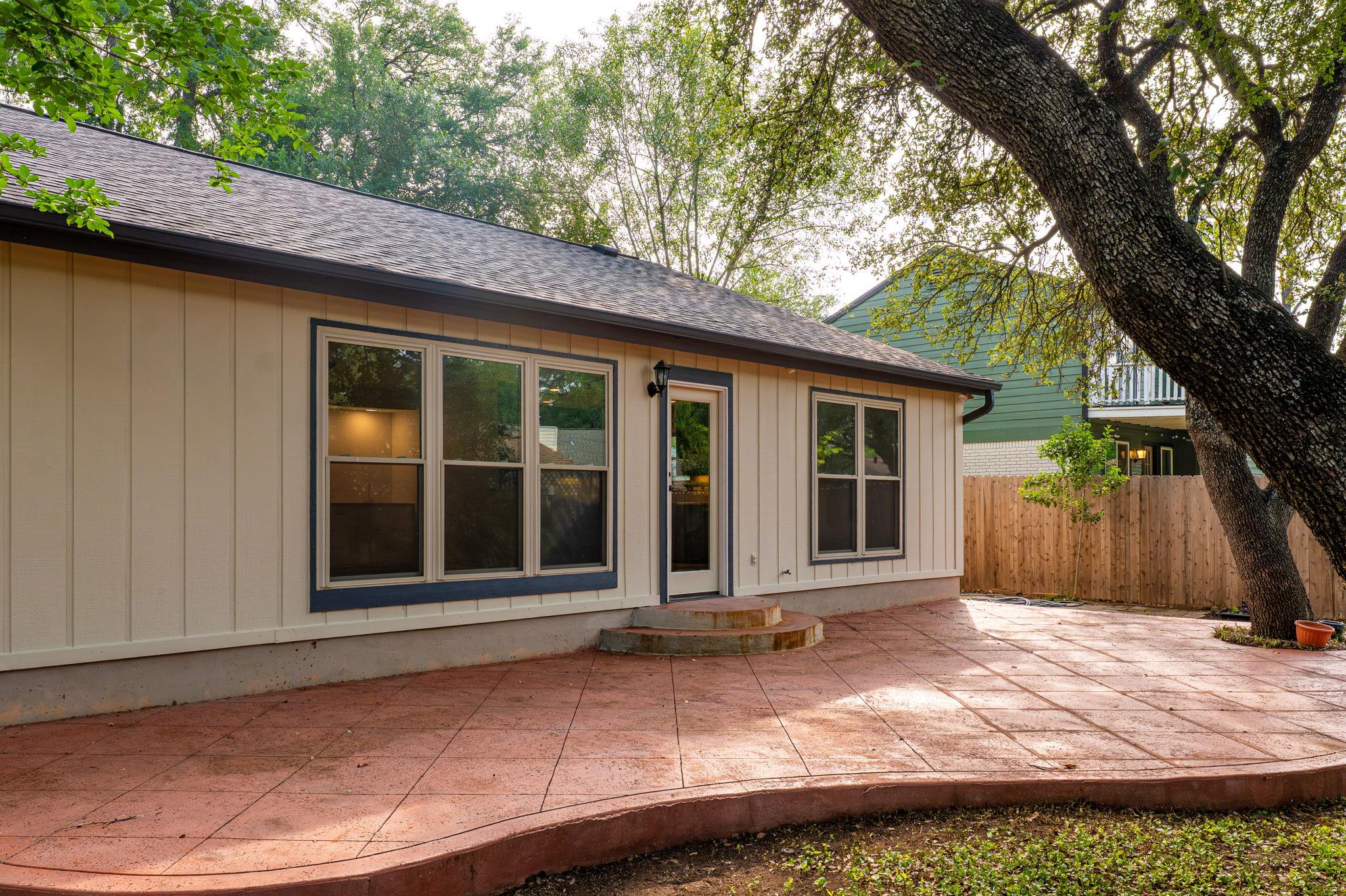 4506 Oak Creek Dr, Austin, TX 78727