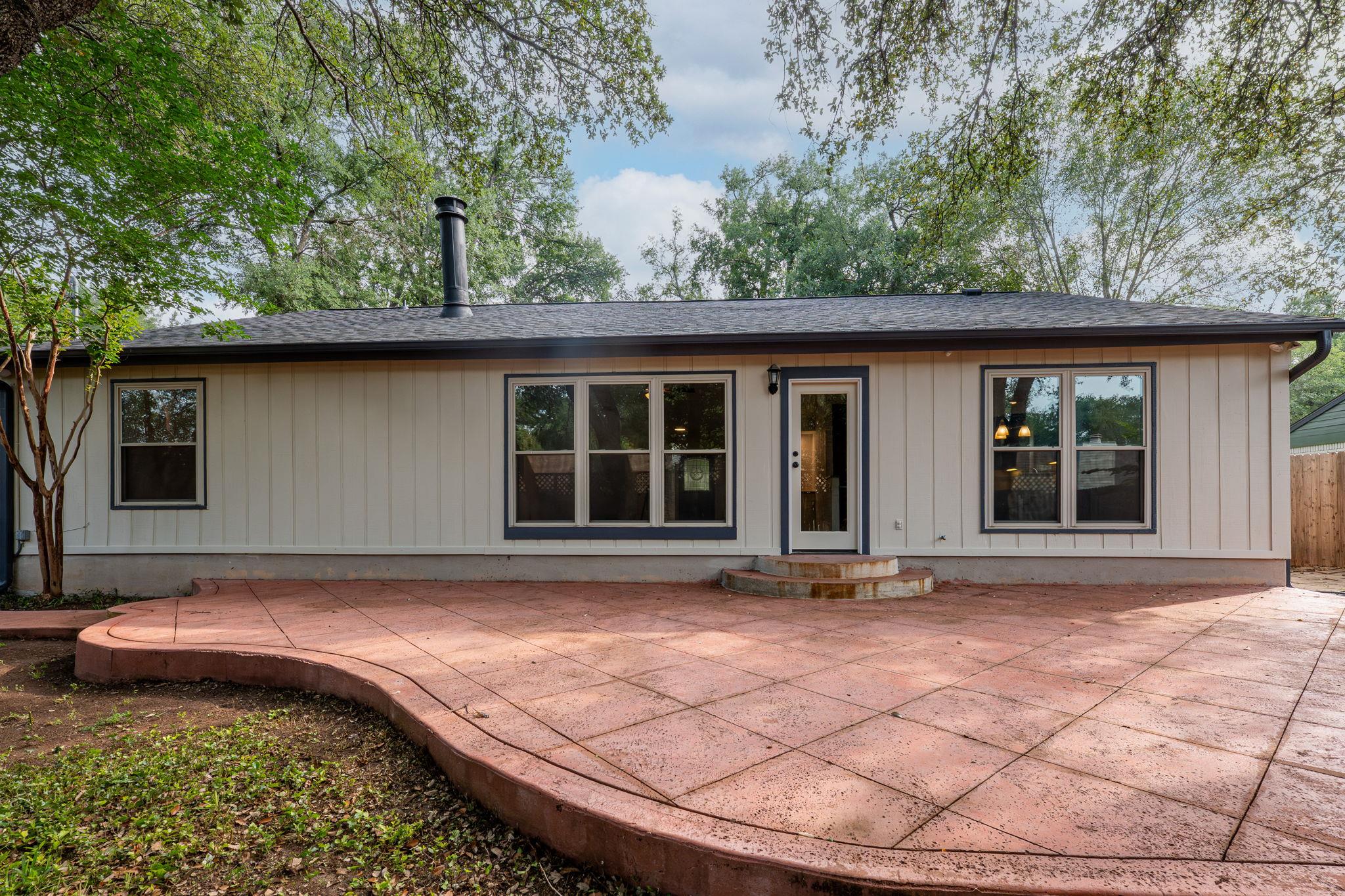 4506 Oak Creek Dr, Austin, TX 78727