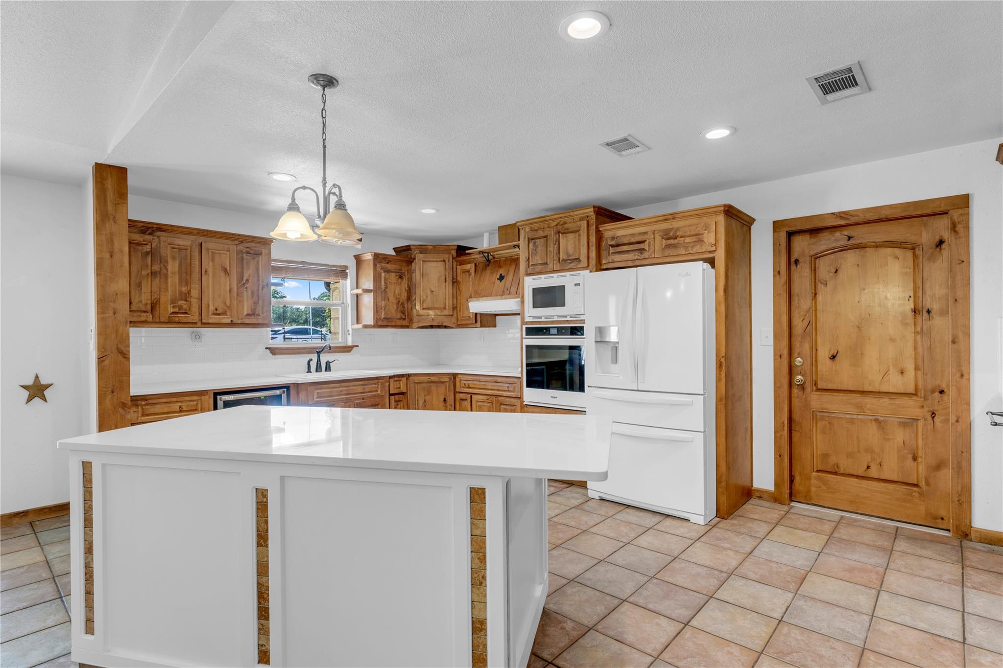 401 County Road 334, Burnet, TX 78611