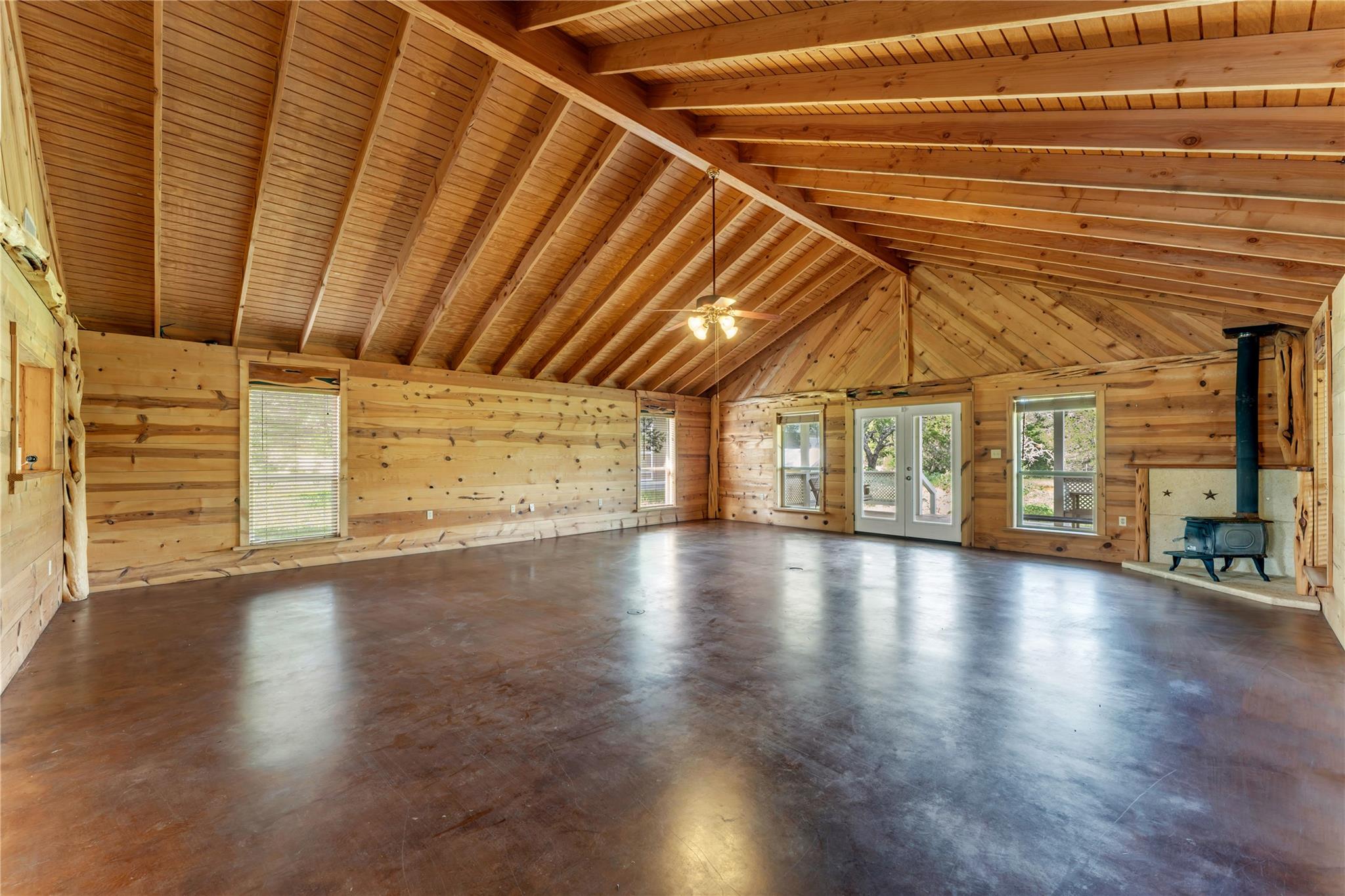 401 County Road 334, Burnet, TX 78611