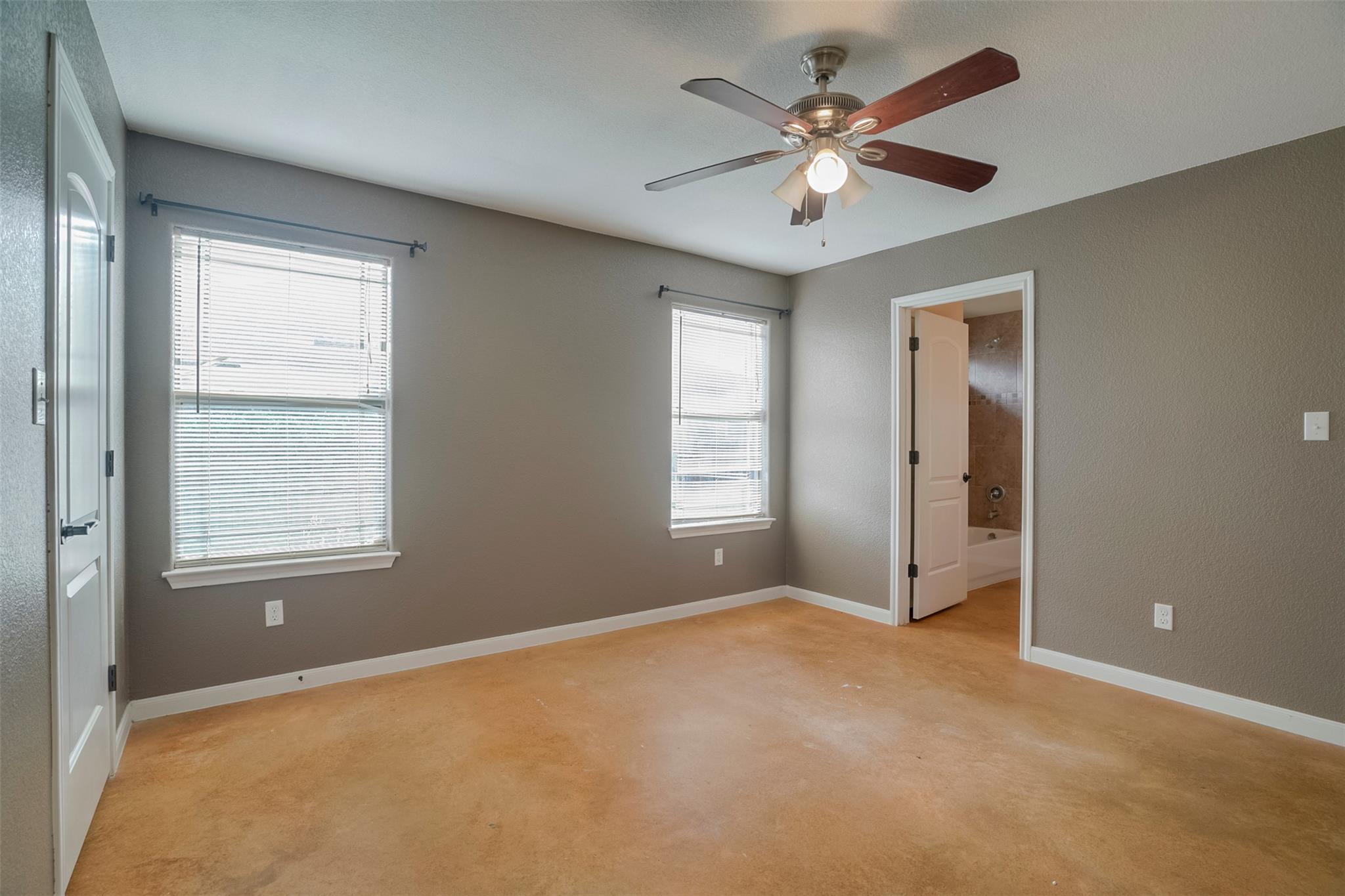 324 Kaanapali Ln, Bastrop, TX 78602