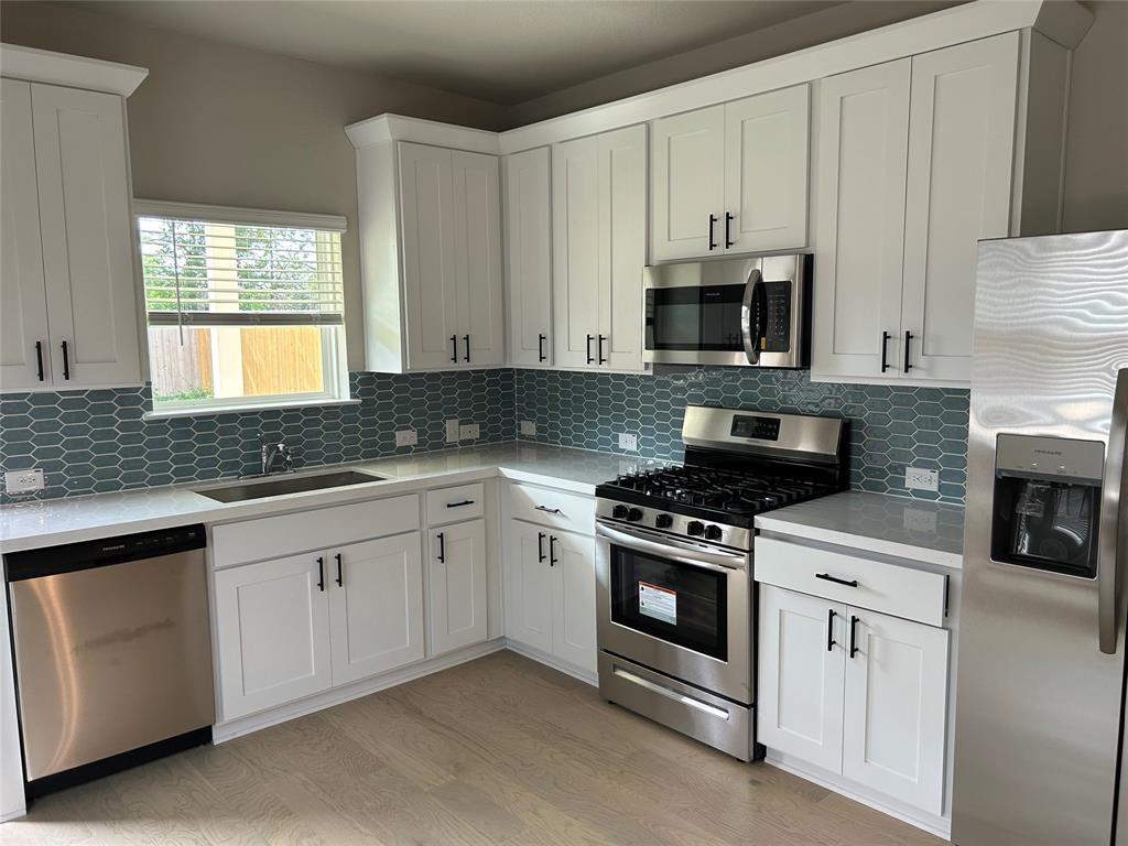 1603 Fenton Hill Dr, Leander, TX 78641
