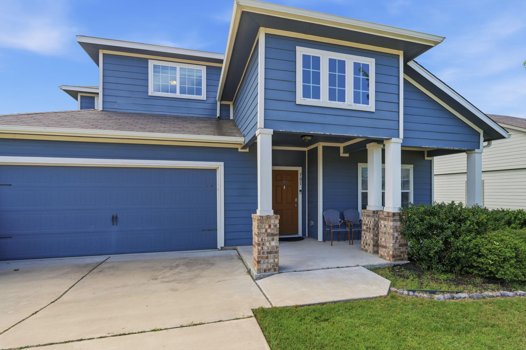 701 Liard River Rd, Hutto, TX 78634