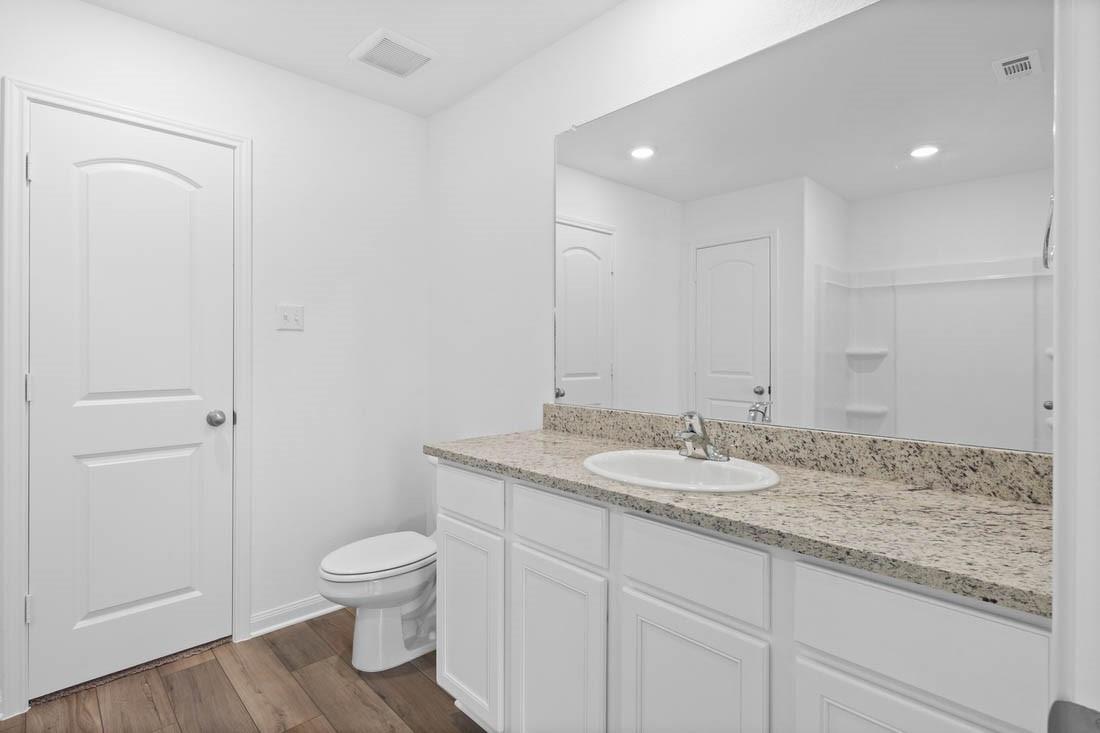 125 Paradise Canyon Dr, Jarrell, TX 76537