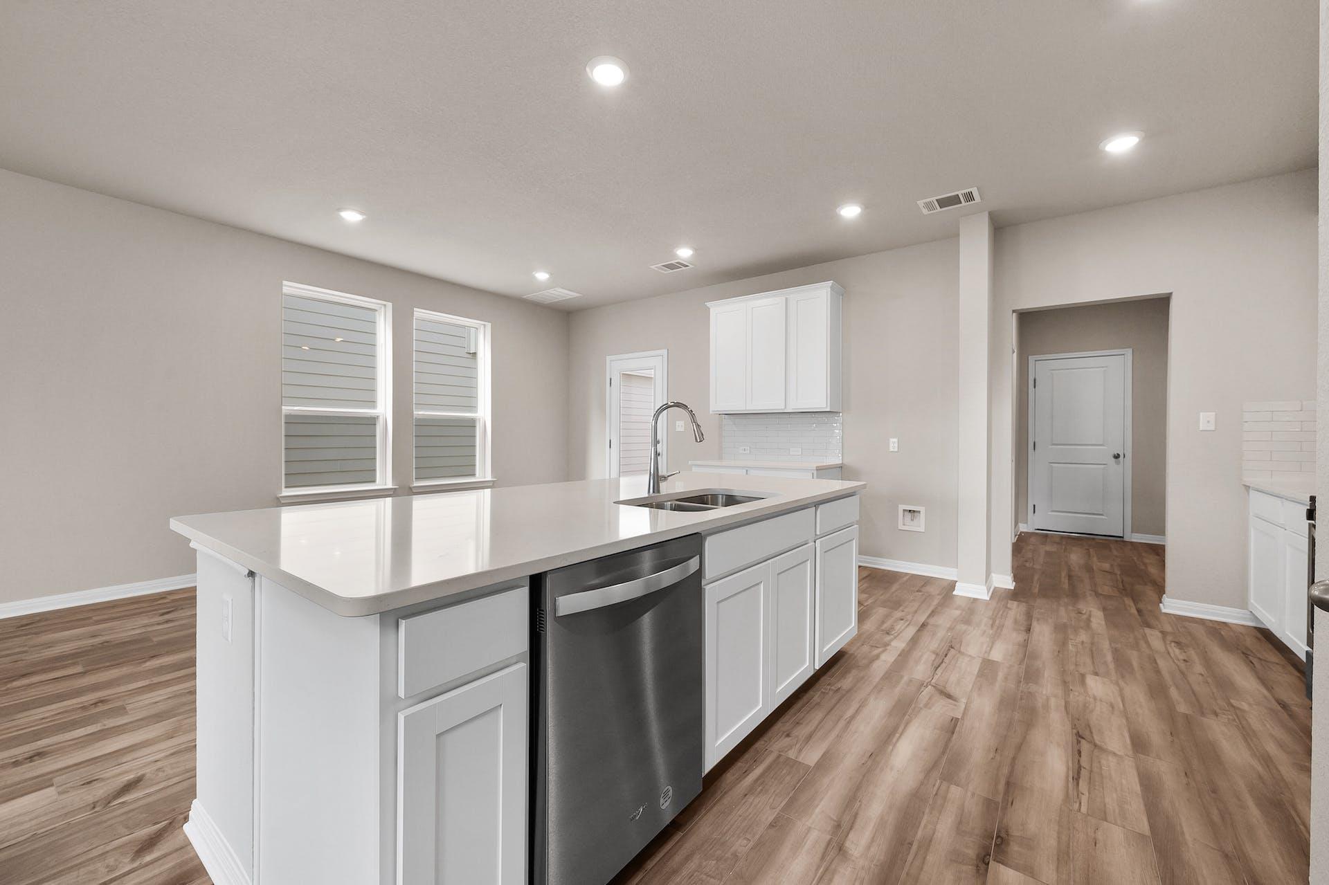 1009 Lone Peak Way, Dripping Springs, TX 78620