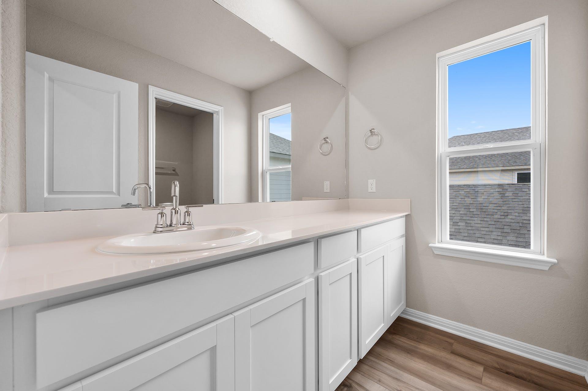 1009 Lone Peak Way, Dripping Springs, TX 78620