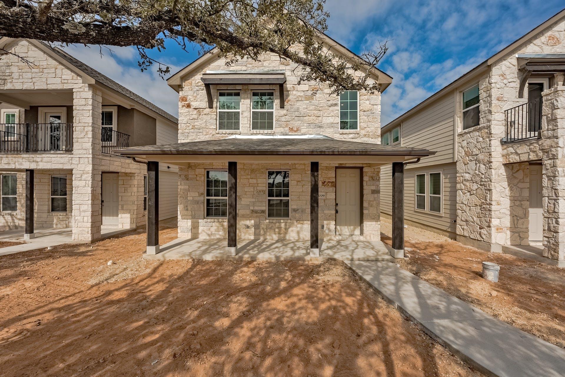 1009 Lone Peak Way, Dripping Springs, TX 78620