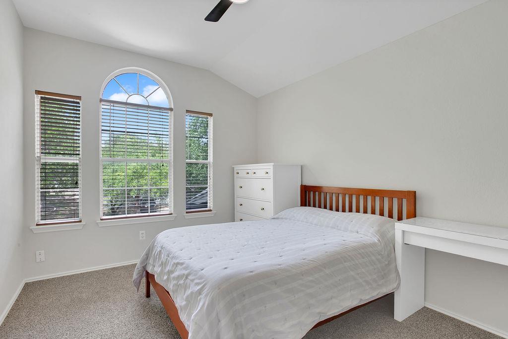 10720 Finsbury Dr, Austin, TX 78748