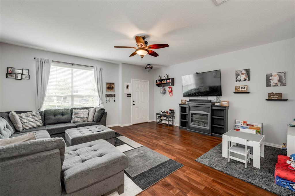 12221 Buzz Schneider Ln, Austin, TX 78748