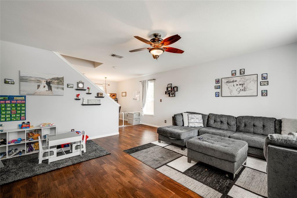 12221 Buzz Schneider Ln, Austin, TX 78748