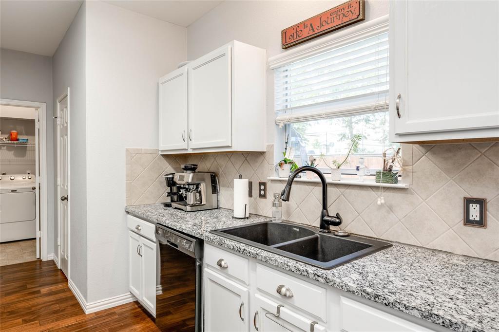 12221 Buzz Schneider Ln, Austin, TX 78748