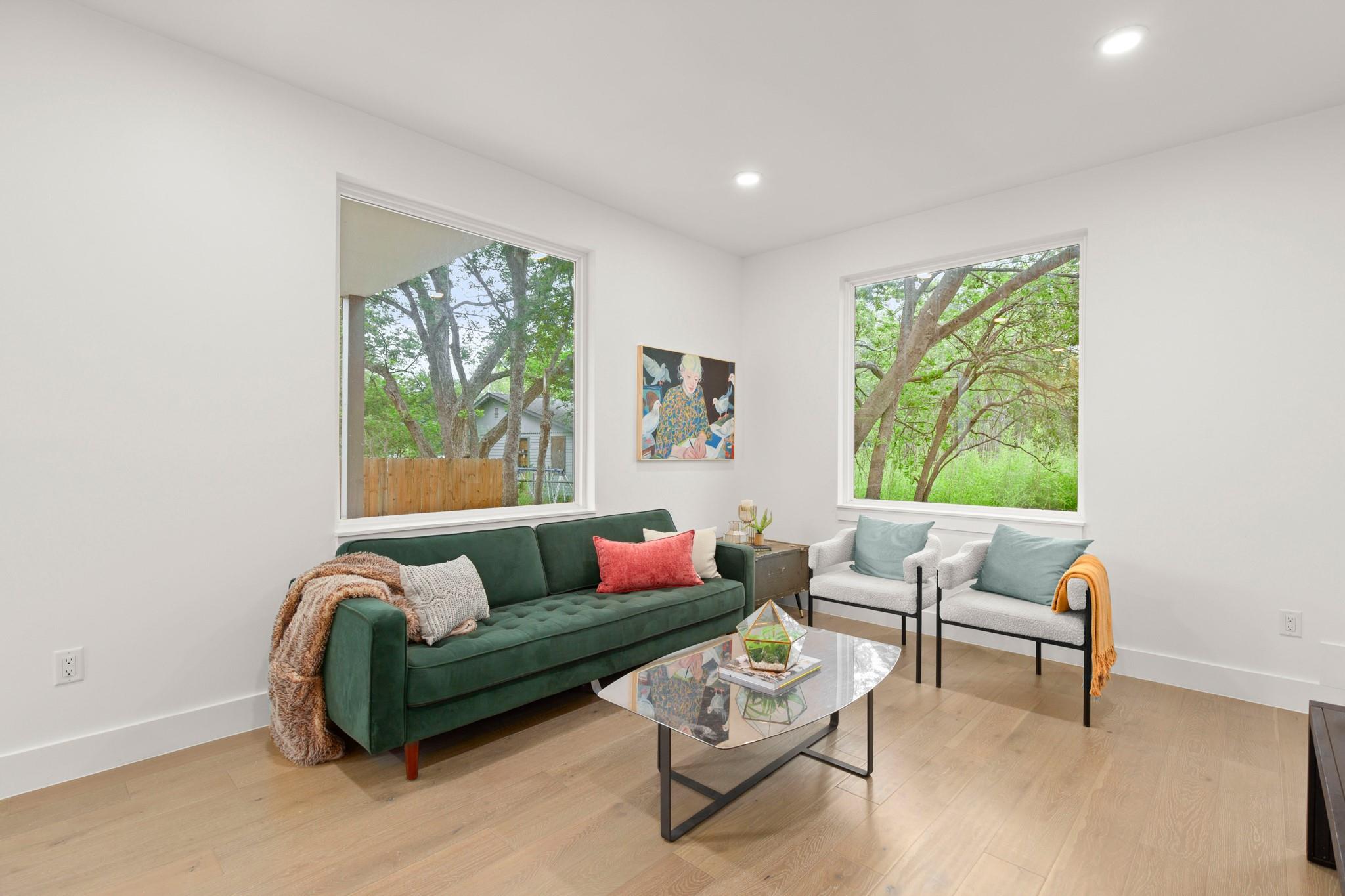 403 MIDDLE Ln # B, Austin, TX 78753