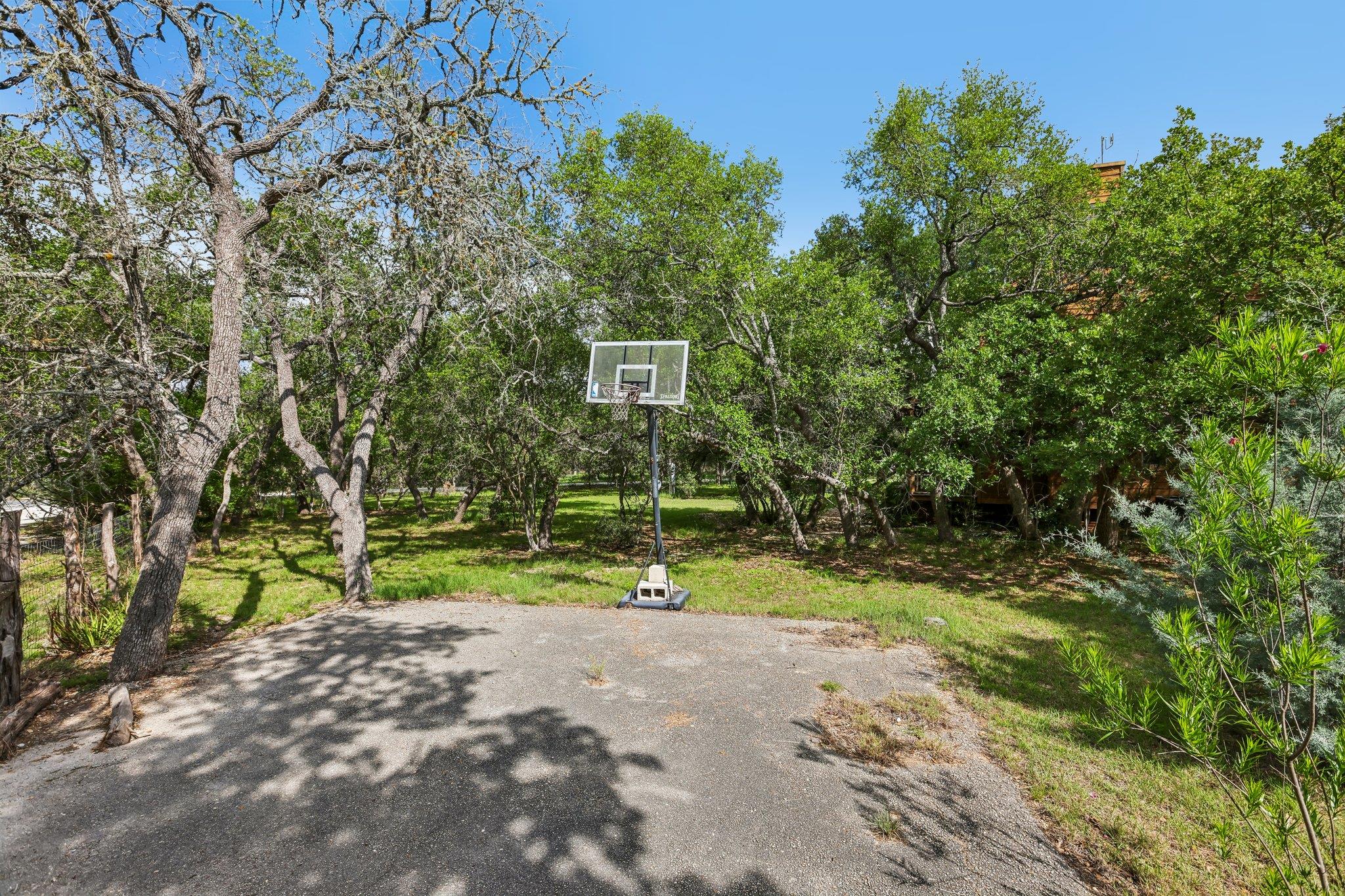 220 River Rapids Rd, Wimberley, TX 78676