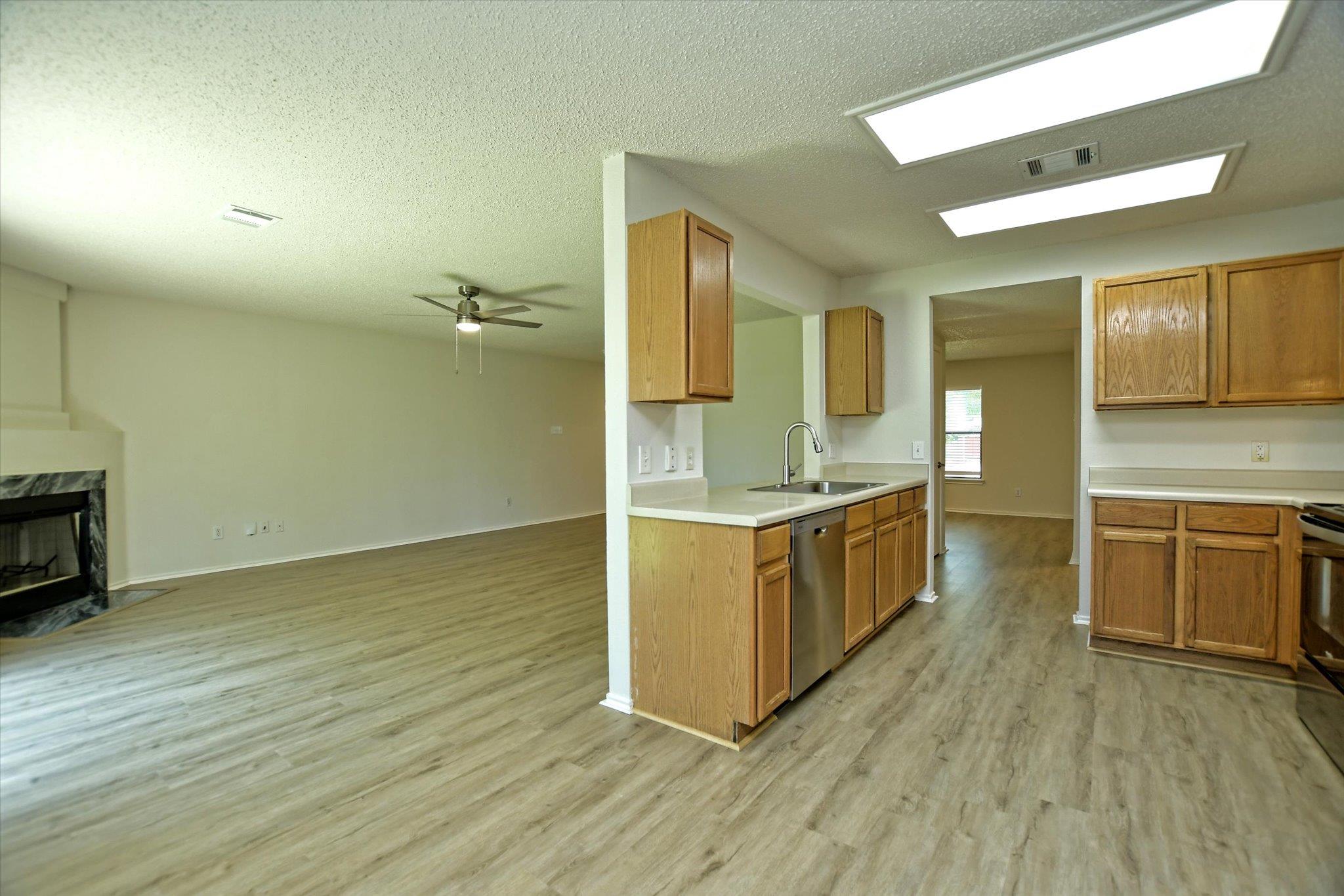 1201 Pike Path, Round Rock, TX 78665