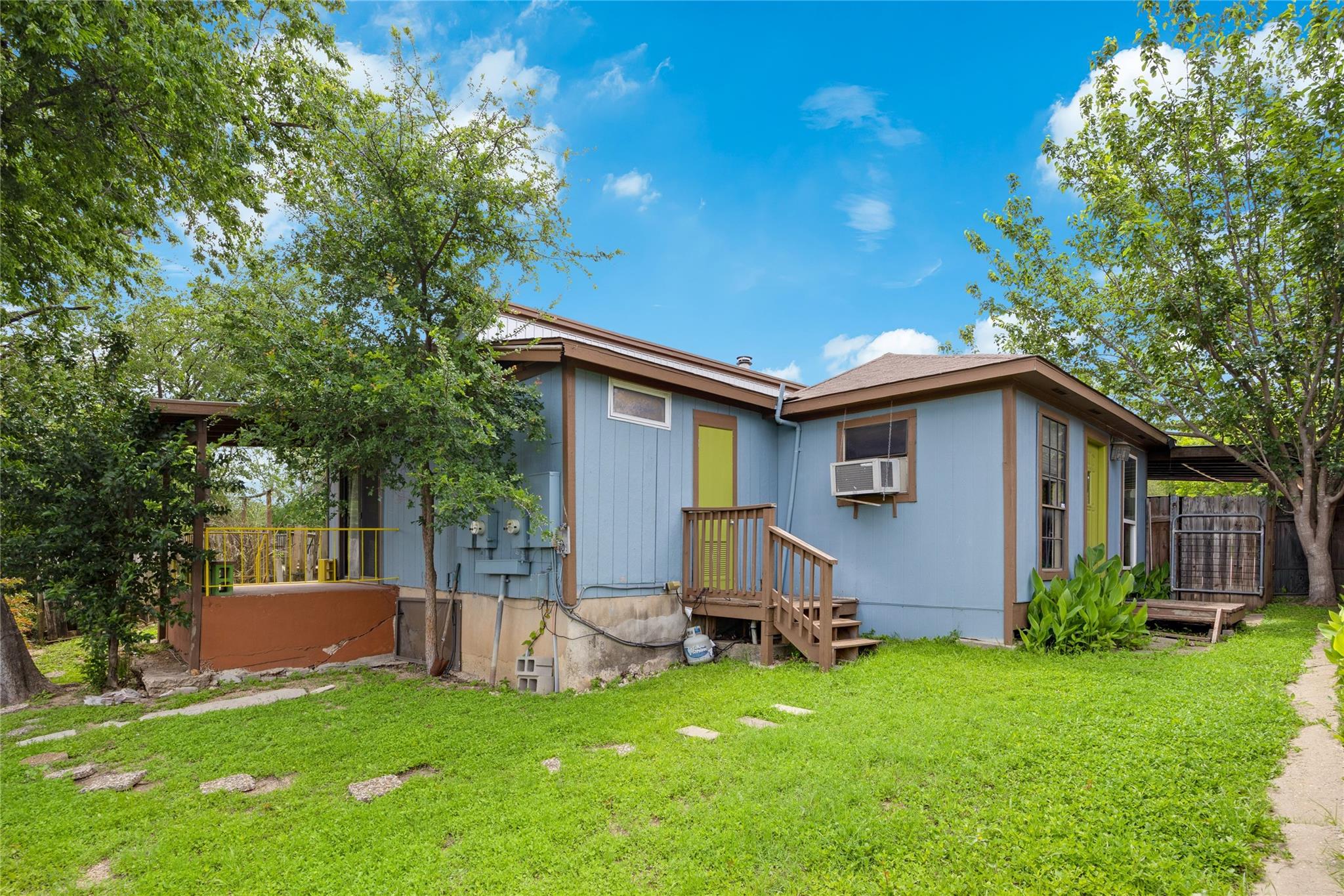 1807 Briar Hill Dr # A & B, Austin, TX 78741